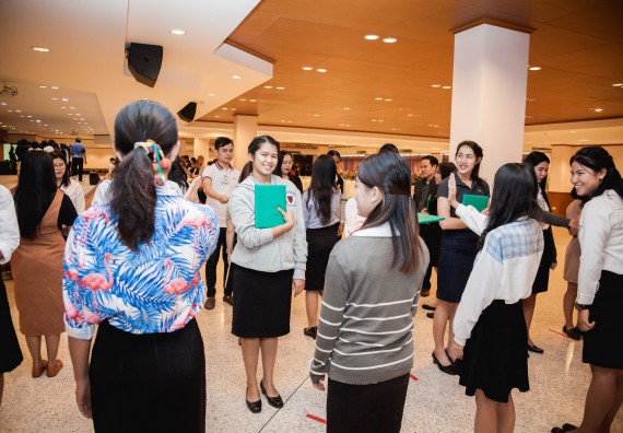 ภาพกิจกรรม พิธีฝึกซ้อมรับพระราชทานปริญญาบัตร  คณะวิทยาศาสตร์และเทคโนโลยี | วันที่ 6  พฤศจิกายน 2560