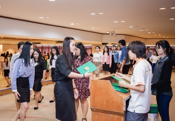 ภาพกิจกรรม พิธีฝึกซ้อมรับพระราชทานปริญญาบัตร  คณะวิทยาศาสตร์และเทคโนโลยี | วันที่ 6  พฤศจิกายน 2560