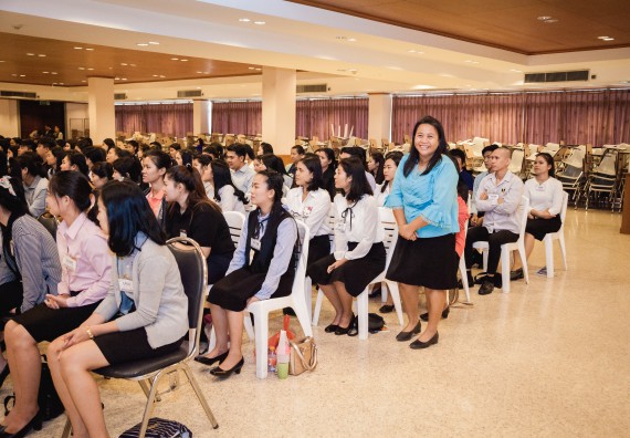 ภาพกิจกรรม พิธีฝึกซ้อมรับพระราชทานปริญญาบัตร  คณะวิทยาศาสตร์และเทคโนโลยี | วันที่ 6  พฤศจิกายน 2560