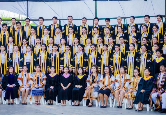 ภาพกิจกรรม พิธีฝึกซ้อมรับพระราชทานปริญญาบัตร คณะวิทยาศาสตร์และเทคโนโลยี | วันที่ 7 พฤศจิกายน 2560