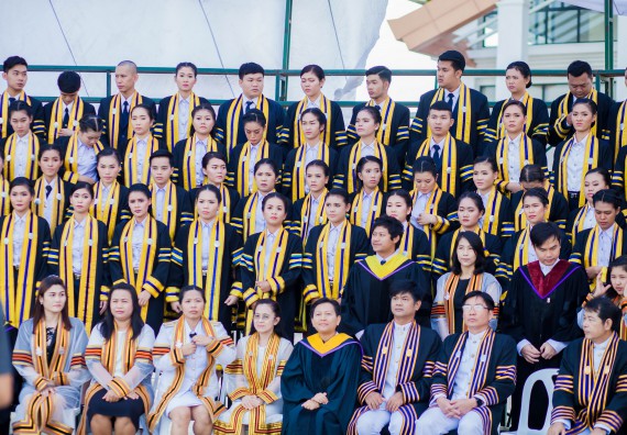 ภาพกิจกรรม พิธีฝึกซ้อมรับพระราชทานปริญญาบัตร คณะวิทยาศาสตร์และเทคโนโลยี | วันที่ 7 พฤศจิกายน 2560