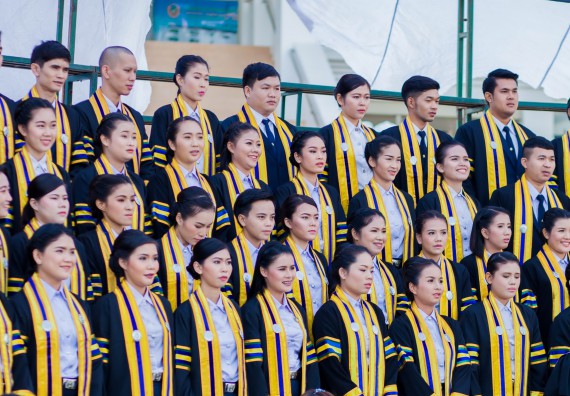 ภาพกิจกรรม พิธีฝึกซ้อมรับพระราชทานปริญญาบัตร คณะวิทยาศาสตร์และเทคโนโลยี | วันที่ 7 พฤศจิกายน 2560