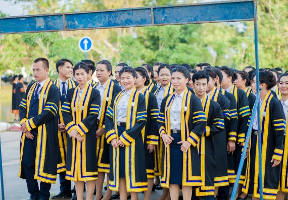 ภาพกิจกรรม พิธีฝึกซ้อมรับพระราชทานปริญญาบัตร คณะวิทยาศาสตร์และเทคโนโลยี | วันที่ 7 พฤศจิกายน 2560