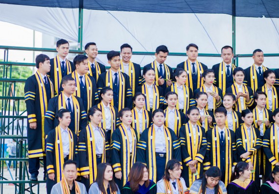 ภาพกิจกรรม พิธีฝึกซ้อมรับพระราชทานปริญญาบัตร คณะวิทยาศาสตร์และเทคโนโลยี | วันที่ 7 พฤศจิกายน 2560