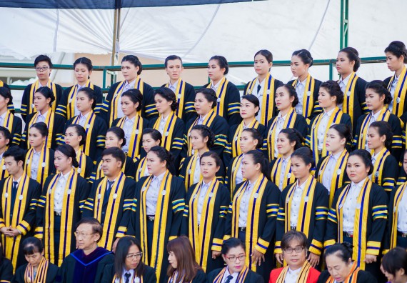 ภาพกิจกรรม พิธีฝึกซ้อมรับพระราชทานปริญญาบัตร คณะวิทยาศาสตร์และเทคโนโลยี | วันที่ 7 พฤศจิกายน 2560