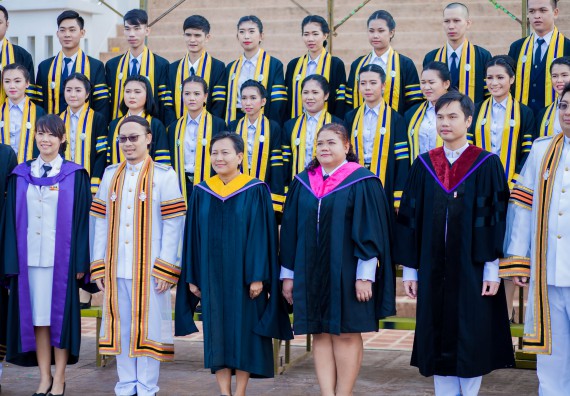 ภาพกิจกรรม พิธีฝึกซ้อมรับพระราชทานปริญญาบัตร คณะวิทยาศาสตร์และเทคโนโลยี | วันที่ 7 พฤศจิกายน 2560