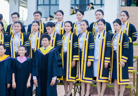 ภาพกิจกรรม พิธีฝึกซ้อมรับพระราชทานปริญญาบัตร คณะวิทยาศาสตร์และเทคโนโลยี | วันที่ 7 พฤศจิกายน 2560