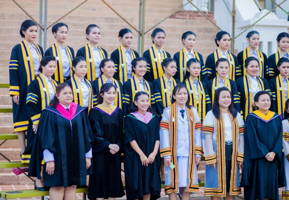 ภาพกิจกรรม พิธีฝึกซ้อมรับพระราชทานปริญญาบัตร คณะวิทยาศาสตร์และเทคโนโลยี | วันที่ 7 พฤศจิกายน 2560