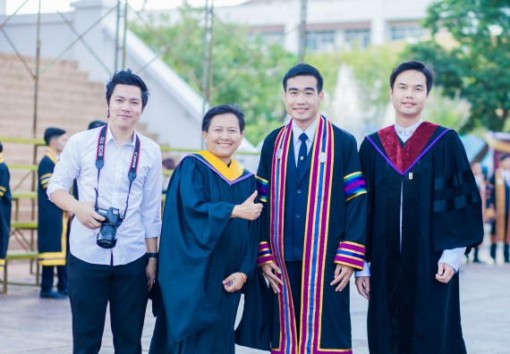 ภาพกิจกรรม พิธีฝึกซ้อมรับพระราชทานปริญญาบัตร คณะวิทยาศาสตร์และเทคโนโลยี | วันที่ 7 พฤศจิกายน 2560