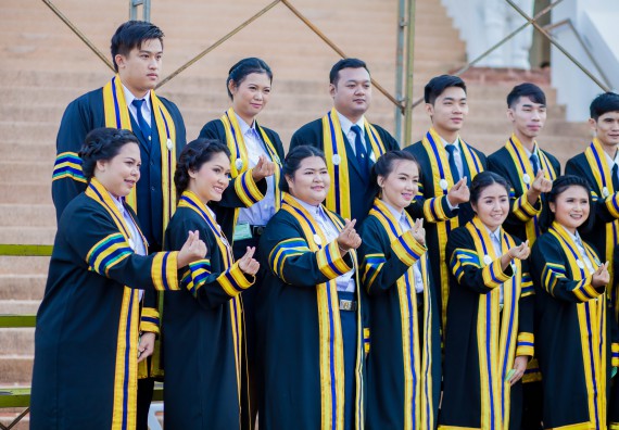 ภาพกิจกรรม พิธีฝึกซ้อมรับพระราชทานปริญญาบัตร คณะวิทยาศาสตร์และเทคโนโลยี | วันที่ 7 พฤศจิกายน 2560