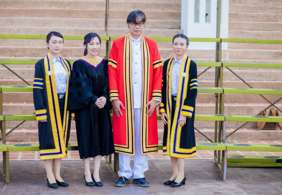 ภาพกิจกรรม พิธีฝึกซ้อมรับพระราชทานปริญญาบัตร คณะวิทยาศาสตร์และเทคโนโลยี | วันที่ 7 พฤศจิกายน 2560