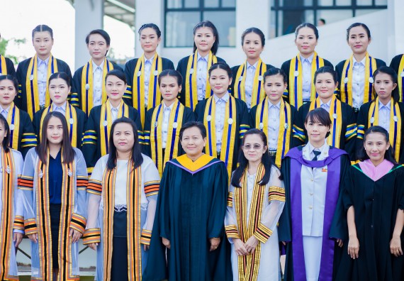 ภาพกิจกรรม พิธีฝึกซ้อมรับพระราชทานปริญญาบัตร คณะวิทยาศาสตร์และเทคโนโลยี | วันที่ 7 พฤศจิกายน 2560