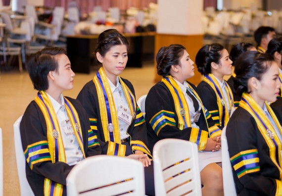 ภาพกิจกรรม พิธีฝึกซ้อมรับพระราชทานปริญญาบัตร คณะวิทยาศาสตร์และเทคโนโลยี | วันที่ 7 พฤศจิกายน 2560