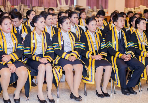 ภาพกิจกรรม พิธีฝึกซ้อมรับพระราชทานปริญญาบัตร คณะวิทยาศาสตร์และเทคโนโลยี | วันที่ 7 พฤศจิกายน 2560