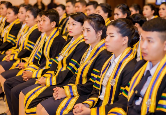 ภาพกิจกรรม พิธีฝึกซ้อมรับพระราชทานปริญญาบัตร คณะวิทยาศาสตร์และเทคโนโลยี | วันที่ 7 พฤศจิกายน 2560