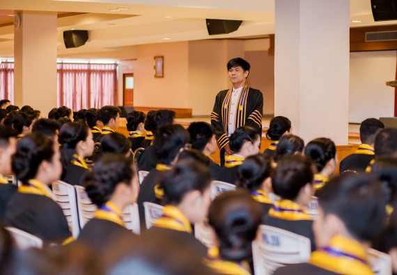 ภาพกิจกรรม พิธีฝึกซ้อมรับพระราชทานปริญญาบัตร คณะวิทยาศาสตร์และเทคโนโลยี | วันที่ 7 พฤศจิกายน 2560