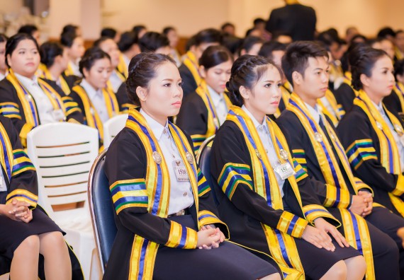 ภาพกิจกรรม พิธีฝึกซ้อมรับพระราชทานปริญญาบัตร คณะวิทยาศาสตร์และเทคโนโลยี | วันที่ 7 พฤศจิกายน 2560