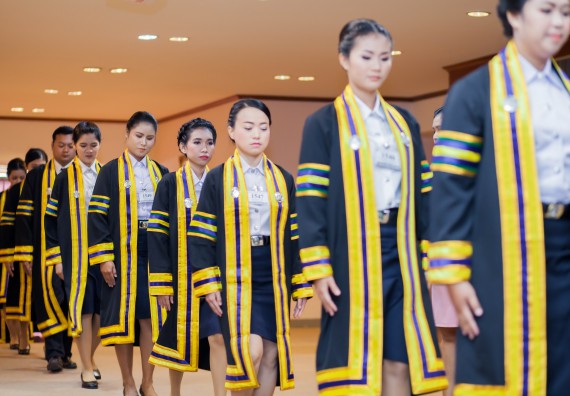 ภาพกิจกรรม พิธีฝึกซ้อมรับพระราชทานปริญญาบัตร คณะวิทยาศาสตร์และเทคโนโลยี | วันที่ 7 พฤศจิกายน 2560