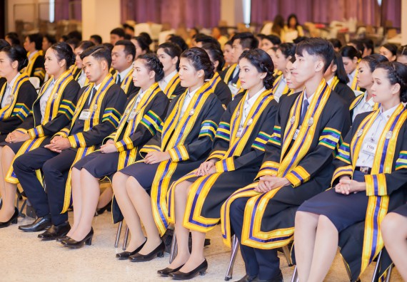 ภาพกิจกรรม พิธีฝึกซ้อมรับพระราชทานปริญญาบัตร คณะวิทยาศาสตร์และเทคโนโลยี | วันที่ 7 พฤศจิกายน 2560