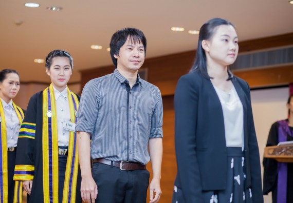 ภาพกิจกรรม พิธีฝึกซ้อมรับพระราชทานปริญญาบัตร คณะวิทยาศาสตร์และเทคโนโลยี | วันที่ 7 พฤศจิกายน 2560