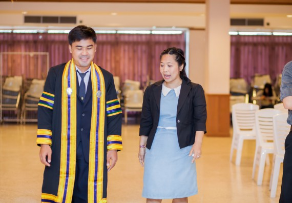 ภาพกิจกรรม พิธีฝึกซ้อมรับพระราชทานปริญญาบัตร คณะวิทยาศาสตร์และเทคโนโลยี | วันที่ 7 พฤศจิกายน 2560