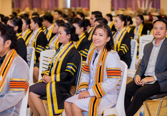 ภาพกิจกรรม พิธีฝึกซ้อมรับพระราชทานปริญญาบัตร คณะวิทยาศาสตร์และเทคโนโลยี | วันที่ 7 พฤศจิกายน 2560