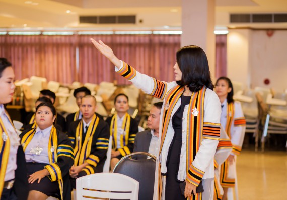 ภาพกิจกรรม พิธีฝึกซ้อมรับพระราชทานปริญญาบัตร คณะวิทยาศาสตร์และเทคโนโลยี | วันที่ 7 พฤศจิกายน 2560