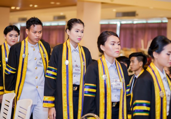 ภาพกิจกรรม พิธีฝึกซ้อมรับพระราชทานปริญญาบัตร คณะวิทยาศาสตร์และเทคโนโลยี | วันที่ 7 พฤศจิกายน 2560