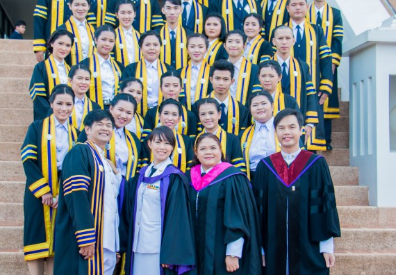 ภาพกิจกรรม พิธีฝึกซ้อมรับพระราชทานปริญญาบัตร คณะวิทยาศาสตร์และเทคโนโลยี | วันที่ 7 พฤศจิกายน 2560