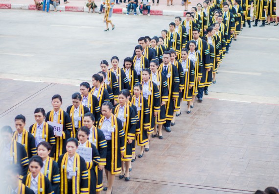 ภาพกิจกรรม พิธีฝึกซ้อมรับพระราชทานปริญญาบัตร และพิธีแสดงความยินดีกับบัณฑิตดีเด่น คณะวิทยาศาสตร์และเทคโนโลยี | วันที่ 8 พฤศจิกายน 2560