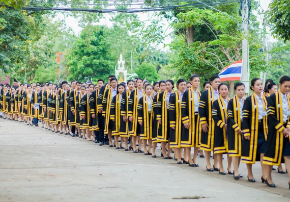 ภาพกิจกรรม พิธีฝึกซ้อมรับพระราชทานปริญญาบัตร และพิธีแสดงความยินดีกับบัณฑิตดีเด่น คณะวิทยาศาสตร์และเทคโนโลยี | วันที่ 8 พฤศจิกายน 2560