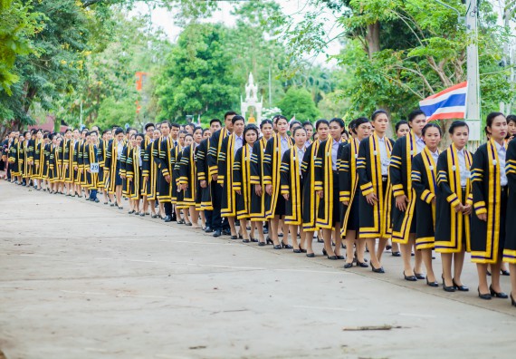 ภาพกิจกรรม พิธีฝึกซ้อมรับพระราชทานปริญญาบัตร และพิธีแสดงความยินดีกับบัณฑิตดีเด่น คณะวิทยาศาสตร์และเทคโนโลยี | วันที่ 8 พฤศจิกายน 2560