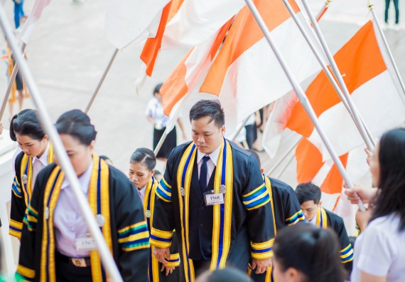 ภาพกิจกรรม พิธีฝึกซ้อมรับพระราชทานปริญญาบัตร และพิธีแสดงความยินดีกับบัณฑิตดีเด่น คณะวิทยาศาสตร์และเทคโนโลยี | วันที่ 8 พฤศจิกายน 2560