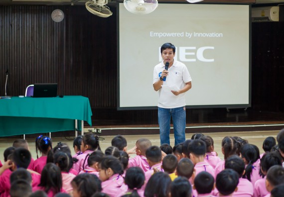 ภาพกิจกรรม คณะวิทยาศาสตร์และเทคโนโลยี จัดกิจกรรมค่ายวิทยาศาสตร์โรงเรียนสาธิตฯ ระดับชั้นอนุบาล