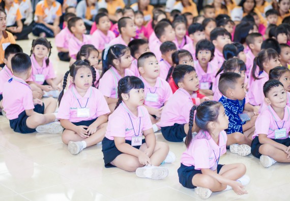 ภาพกิจกรรม คณะวิทยาศาสตร์และเทคโนโลยี จัดกิจกรรมค่ายวิทยาศาสตร์โรงเรียนสาธิตฯ ระดับชั้นอนุบาล