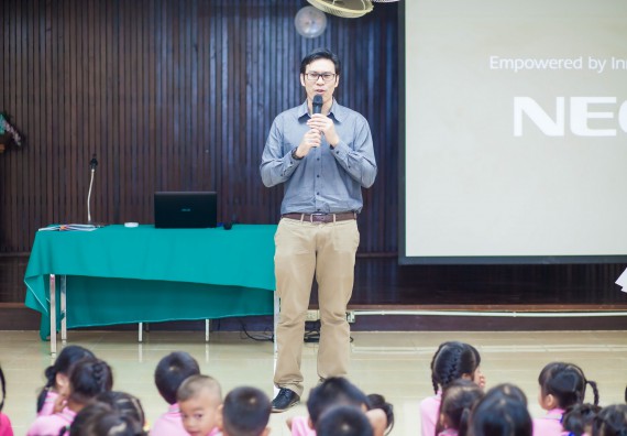 ภาพกิจกรรม คณะวิทยาศาสตร์และเทคโนโลยี จัดกิจกรรมค่ายวิทยาศาสตร์โรงเรียนสาธิตฯ ระดับชั้นอนุบาล