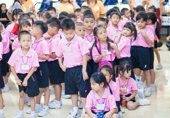 ภาพกิจกรรม คณะวิทยาศาสตร์และเทคโนโลยี จัดกิจกรรมค่ายวิทยาศาสตร์โรงเรียนสาธิตฯ ระดับชั้นอนุบาล