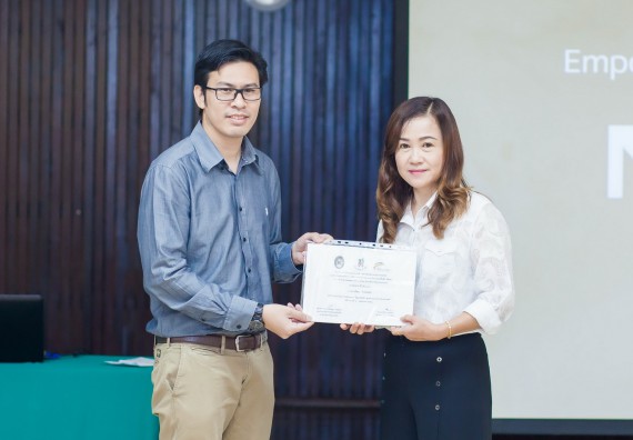 ภาพกิจกรรม คณะวิทยาศาสตร์และเทคโนโลยี จัดกิจกรรมค่ายวิทยาศาสตร์โรงเรียนสาธิตฯ ระดับชั้นอนุบาล