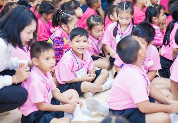 ภาพกิจกรรม คณะวิทยาศาสตร์และเทคโนโลยี จัดกิจกรรมค่ายวิทยาศาสตร์โรงเรียนสาธิตฯ ระดับชั้นอนุบาล