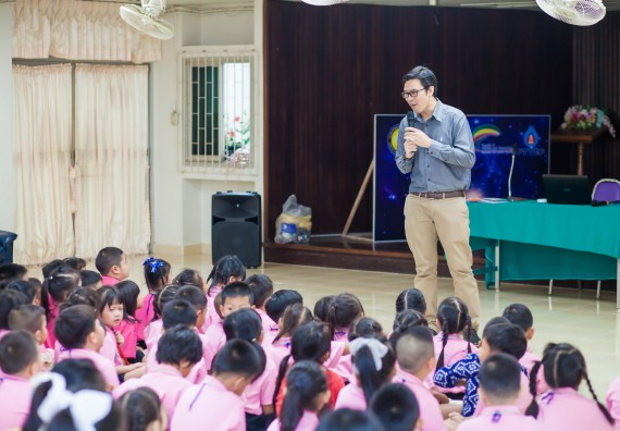 ภาพกิจกรรม คณะวิทยาศาสตร์และเทคโนโลยี จัดกิจกรรมค่ายวิทยาศาสตร์โรงเรียนสาธิตฯ ระดับชั้นอนุบาล
