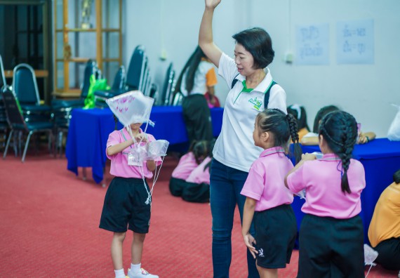 ภาพกิจกรรม คณะวิทยาศาสตร์และเทคโนโลยี จัดกิจกรรมค่ายวิทยาศาสตร์โรงเรียนสาธิตฯ ระดับชั้นอนุบาล