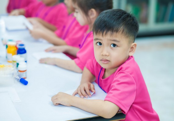 ภาพกิจกรรม คณะวิทยาศาสตร์และเทคโนโลยี จัดกิจกรรมค่ายวิทยาศาสตร์โรงเรียนสาธิตฯ ระดับชั้นอนุบาล