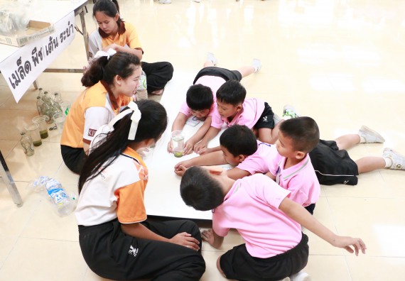 ภาพกิจกรรม คณะวิทยาศาสตร์และเทคโนโลยี จัดกิจกรรมค่ายวิทยาศาสตร์โรงเรียนสาธิตฯ ระดับชั้นอนุบาล