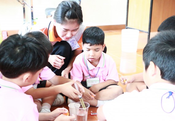 ภาพกิจกรรม คณะวิทยาศาสตร์และเทคโนโลยี จัดกิจกรรมค่ายวิทยาศาสตร์โรงเรียนสาธิตฯ ระดับชั้นอนุบาล