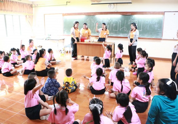 ภาพกิจกรรม คณะวิทยาศาสตร์และเทคโนโลยี จัดกิจกรรมค่ายวิทยาศาสตร์โรงเรียนสาธิตฯ ระดับชั้นอนุบาล