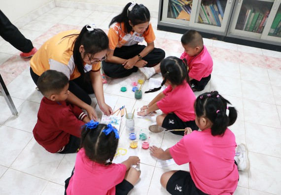 ภาพกิจกรรม คณะวิทยาศาสตร์และเทคโนโลยี จัดกิจกรรมค่ายวิทยาศาสตร์โรงเรียนสาธิตฯ ระดับชั้นอนุบาล