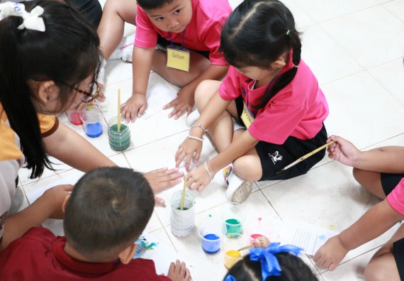 ภาพกิจกรรม คณะวิทยาศาสตร์และเทคโนโลยี จัดกิจกรรมค่ายวิทยาศาสตร์โรงเรียนสาธิตฯ ระดับชั้นอนุบาล