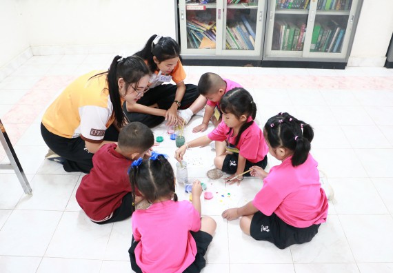 ภาพกิจกรรม คณะวิทยาศาสตร์และเทคโนโลยี จัดกิจกรรมค่ายวิทยาศาสตร์โรงเรียนสาธิตฯ ระดับชั้นอนุบาล