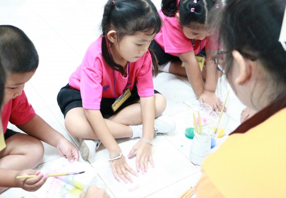 ภาพกิจกรรม คณะวิทยาศาสตร์และเทคโนโลยี จัดกิจกรรมค่ายวิทยาศาสตร์โรงเรียนสาธิตฯ ระดับชั้นอนุบาล