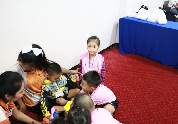 ภาพกิจกรรม คณะวิทยาศาสตร์และเทคโนโลยี จัดกิจกรรมค่ายวิทยาศาสตร์โรงเรียนสาธิตฯ ระดับชั้นอนุบาล